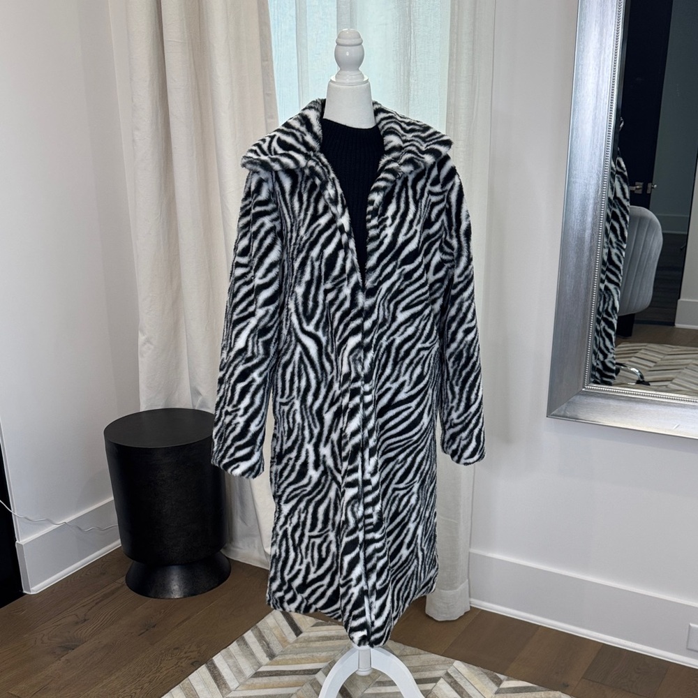 Chic Zebra Print Faux Fur Coat